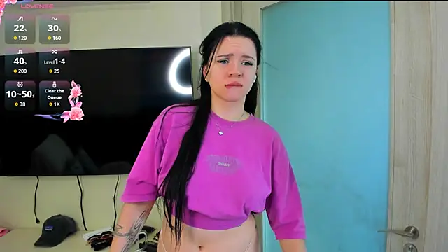 Snapshot of Evelyne_xx chatting on 7, 6, 2026 Evelyne xx online show from 7, 6, 2026
