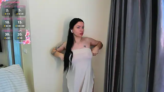 Snapshot of Evelyne_xx chatting on 14, 6, 2026 Evelyne xx online show from 14, 6, 2026
