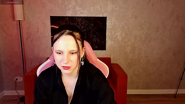 Snapshot of Julia_Shyy chatting on 19, 5, 2026 Julia Shyy online show from 19, 5, 2026