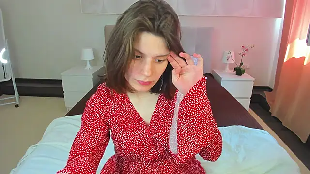 Snapshot of Kira_Be11 chatting on 28, 5, 2026 Kira Be11 online show from 28, 5, 2026