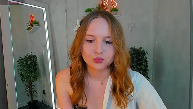 Snapshot of Emmaa_Kimm chatting on 11, 6, 2026 Emmaa Kimm online show from 11, 6, 2026
