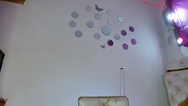 Snapshot of Velvet_Sex chatting on 20, 5, 2026 Velvet Sex online show from 20, 5, 2026