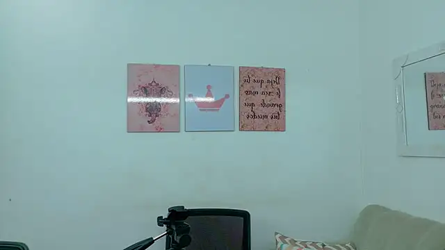 Snapshot of Zoe_rousse01 chatting on 16, 5, 2026 Zoe rousse01 online show from 16, 5, 2026