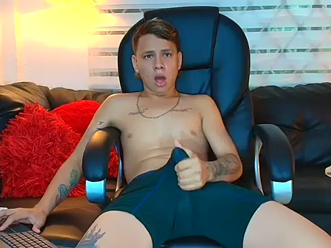 tobby millers  online show from 28, 7, 2026