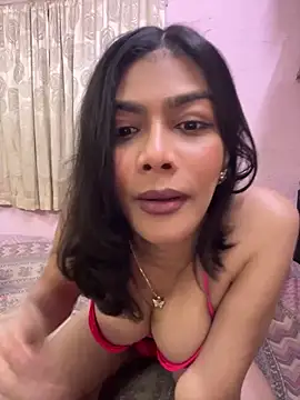 Snapshot of Mayra_xx chatting on 7, 5, 2026 Mayra xx online show from 7, 5, 2026