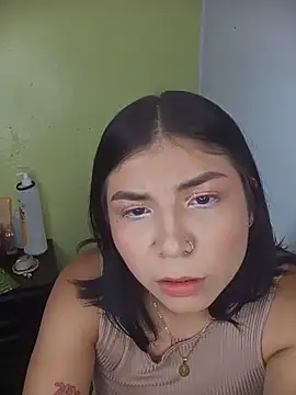 Snapshot of PequenaNena chatting on 18, 5, 2026 PequenaNena online show from 18, 5, 2026