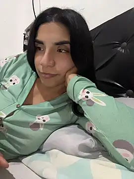 Snapshot of InesD_Arcy chatting on 2, 6, 2026 InesD Arcy online show from 2, 6, 2026