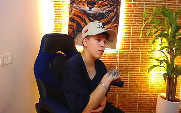 Asher addamss  online show from 9, 5, 2026