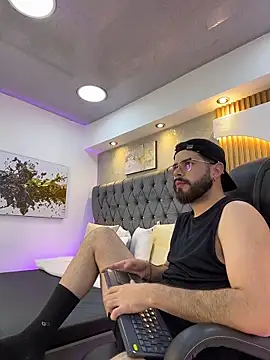 DomBoy  online show from 21, 5, 2026