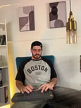 DomBoy  online show from 8, 7, 2026