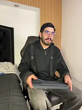 DomBoy  online show from 11, 7, 2026