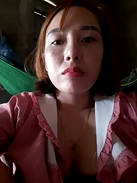 Snapshot of linhkun1 chatting on 18, 5, 2026 linhkun1 online show from 18, 5, 2026