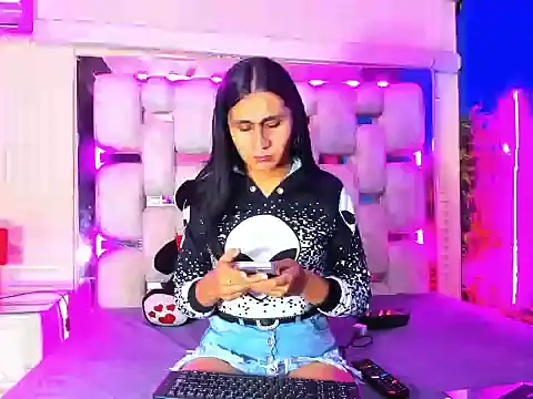 MahiaraHot online show from 11, 5, 2026