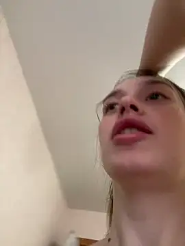 Snapshot of _SweetAnna_ chatting on 16, 5, 2026 SweetAnna online show from 16, 5, 2026