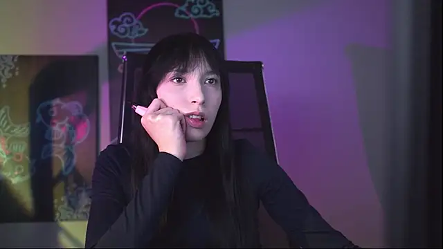 Snapshot of SeraphineSparda chatting on 27, 5, 2026 SeraphineSparda online show from 27, 5, 2026