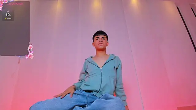 Asher Young online show from 19, 5, 2026