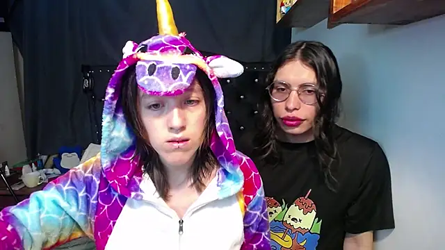 Blair y Briar online show from 24, 7, 2026