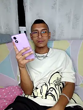 Lil black009 online show from 12, 5, 2026