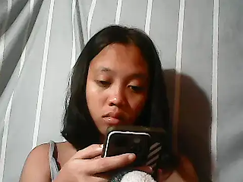 Snapshot of Yours_AsianPinayGirl18 chatting on 4, 6, 2026 Yours AsianPinayGirl18 online show from 4, 6, 2026