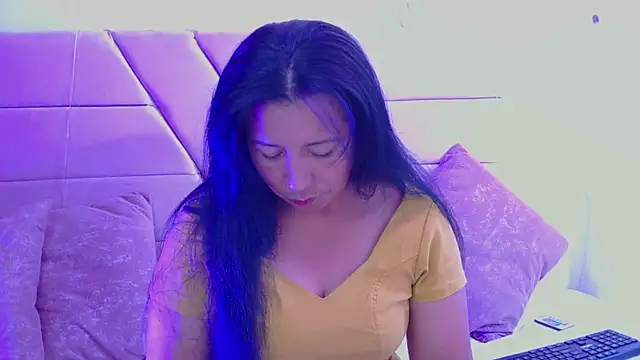 Snapshot of Scarlett_Divine chatting on 9, 5, 2026 Scarlett Divine online show from 9, 5, 2026