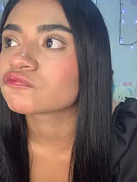 Snapshot of angiee_boo1 chatting on 6, 5, 2026 angiee boo1 online show from 6, 5, 2026