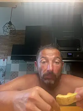 Snapshot of daddy3945 chatting on 20, 6, 2026 daddy3945 online show from 20, 6, 2026
