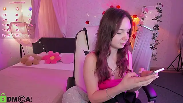 Snapshot of Elvienne chatting on 2, 7, 2026 Elvienne online show from 2, 7, 2026