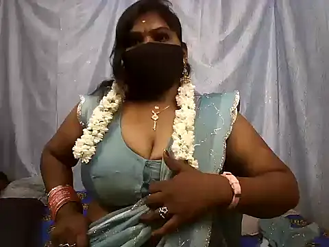 Snapshot of magilyatchini chatting on 24, 7, 2026 magilyatchini online show from 24, 7, 2026