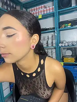 Snapshot of Naty_naked chatting on 17, 5, 2026 Naty naked online show from 17, 5, 2026