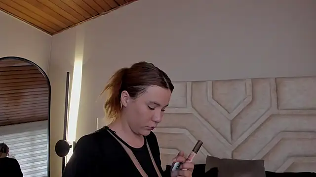 Snapshot of _zoe_3 chatting on 17, 7, 2026 zoe 3 online show from 17, 7, 2026