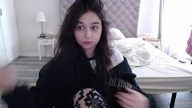 cute lilia online show from 29, 5, 2026