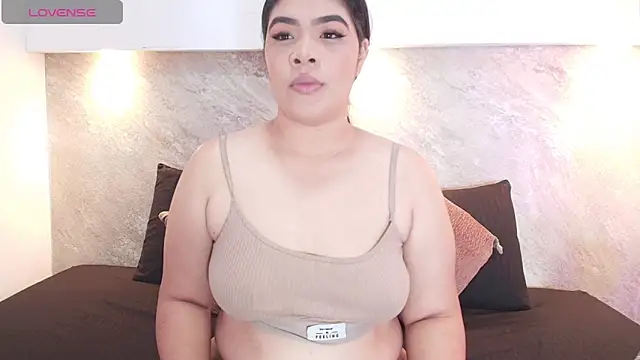 Snapshot of Emma__becket1 chatting on 29, 5, 2026 Emma becket1 online show from 29, 5, 2026