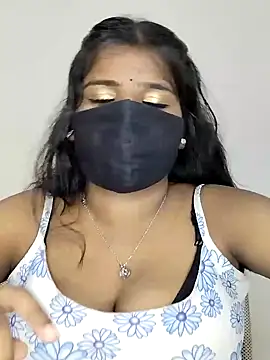 Snapshot of Axy1_1 chatting on 13, 6, 2026 Axy1 1 online show from 13, 6, 2026