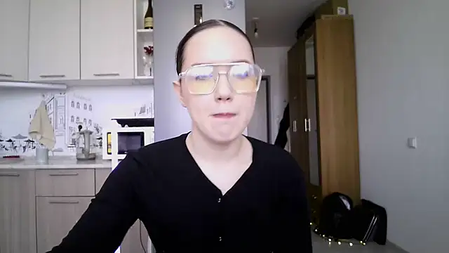 LannieCam online show from 25, 5, 2026