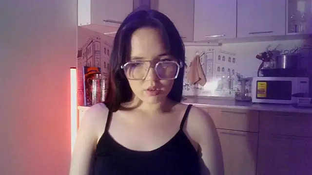 LannieCam online show from 28, 5, 2026