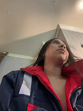 Snapshot of Dulcerouss__ chatting on 3, 7, 2026 Dulcerouss online show from 3, 7, 2026