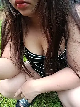 Lily Henry online show from 20, 6, 2026