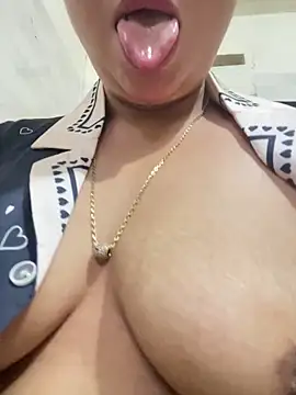 Snapshot of Banana-zz chatting on 10, 5, 2026 Banana-zz online show from 10, 5, 2026
