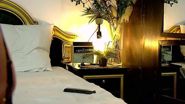 Snapshot of DianaBellaRoze chatting on 28, 5, 2026 DianaBellaRoze online show from 28, 5, 2026