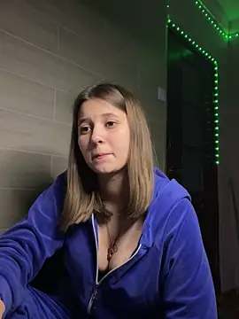 Snapshot of Blossom_Emily chatting on 16, 5, 2026 Blossom Emily online show from 16, 5, 2026