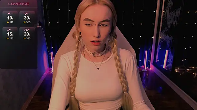 GoddessBambi online show from 13, 5, 2026