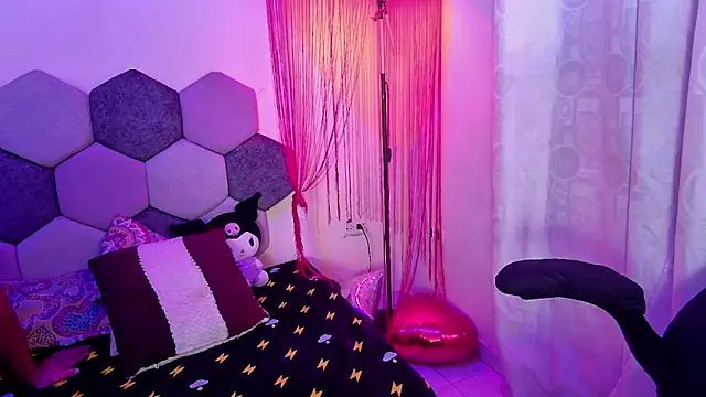 Snapshot of exotic_mann chatting on 15, 5, 2026 exotic mann online show from 15, 5, 2026