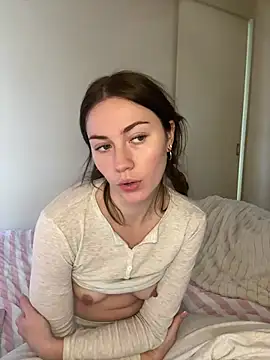 Snapshot of daisycollins chatting on 28, 6, 2026 daisycollins online show from 28, 6, 2026