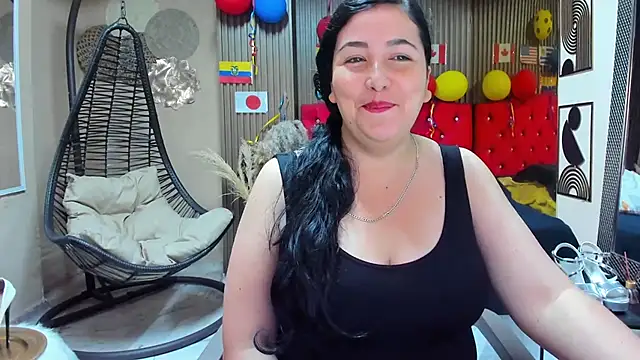 Snapshot of BBWLuxuryMuse chatting on 17, 7, 2026 BBWLuxuryMuse online show from 17, 7, 2026