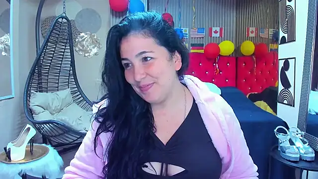 Snapshot of BBWLuxuryMuse chatting on 20, 7, 2026 BBWLuxuryMuse online show from 20, 7, 2026