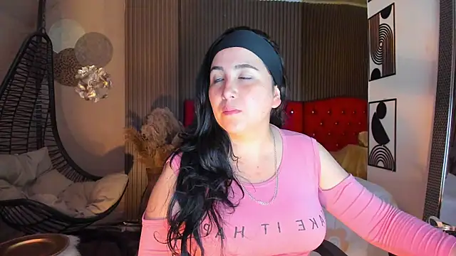 Snapshot of BBWLuxuryMuse chatting on 30, 7, 2026 BBWLuxuryMuse online show from 30, 7, 2026