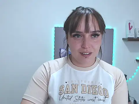 Snapshot of anyela_bubble18 chatting on 6, 5, 2026 anyela bubble18 online show from 6, 5, 2026