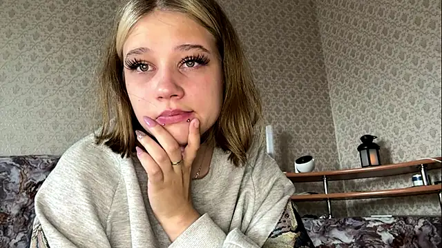 Snapshot of HildeConery chatting on 23, 6, 2026 HildeConery online show from 23, 6, 2026