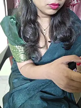 Snapshot of Hot-CouplesX chatting on 9, 7, 2026 Hot-CouplesX online show from 9, 7, 2026