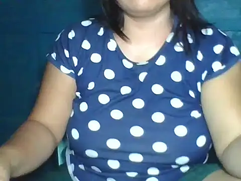Snapshot of MommyKaye30 chatting on 13, 7, 2026 MommyKaye30 online show from 13, 7, 2026